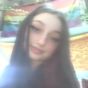 Meet your Posher, Clara